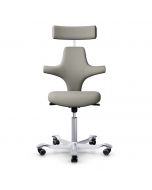 HAG Capisco 8127 Bürostuhl mit flachem Sitz, Rückenlehne und Kopfstütze